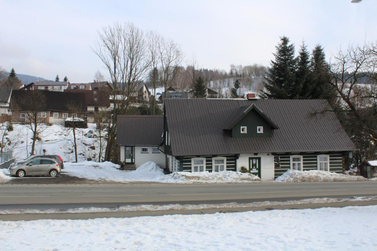 Penzion V Zelený Rokytnice nad Jizerou Exteriér fotografie